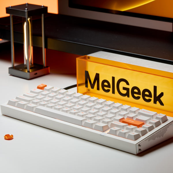Load image into Gallery viewer, Melgeek REAL67 Hall Effect Magnetic Gaming Keyboard
