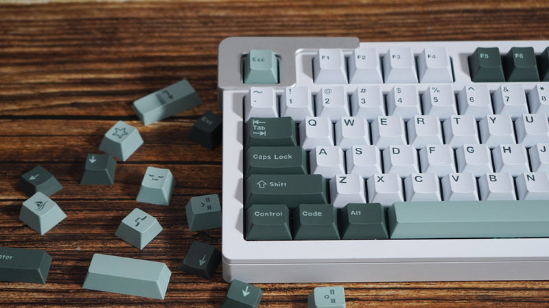 Load image into Gallery viewer, Green and White Cherry Profile Keycap Set