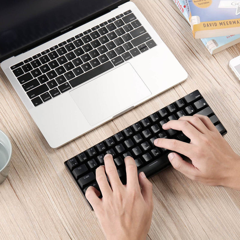 Load image into Gallery viewer, Royal Kludge RK61 60% Wireless Hotswappable Keyboard - Black